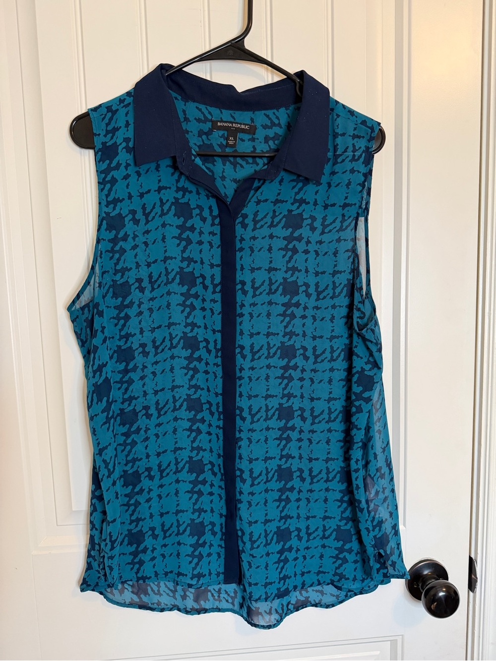 Banana Republic Teal and Navy Sleeveless Collared Blouse